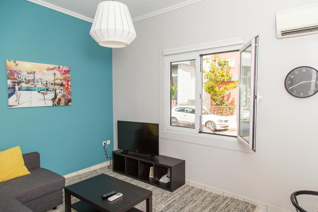 אתונה Gazi Area Close To Subway מראה חיצוני תמונה